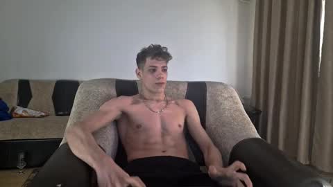 Snapshot of just_alexx12 chatting on March 12, 9:55 am just_alexx12 online show from March 12, 9:55 am
