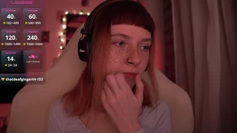 Julia online show from December 3, 2:20 am