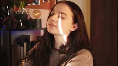 just_dakota_ online show from February 14, 8:50 am