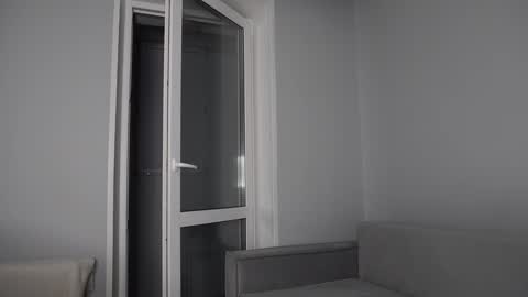 Snapshot of just_emmy chatting on January 8, 4:12 am just call me Emmy online show from January 8, 4:12 am