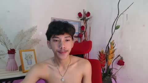 just_smilexxx online show from July 31, 5:47 pm