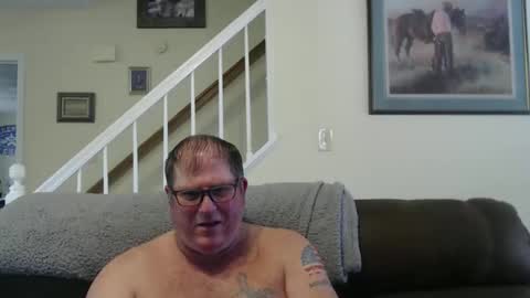 justaguyandnaked online show from April 3, 7:21 pm