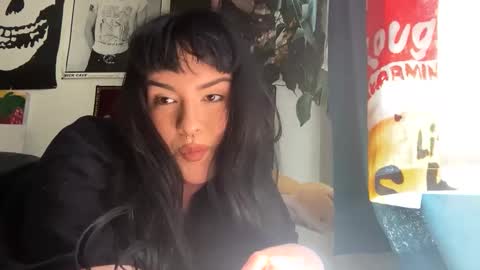 justalittlewetnow online show from December 8, 8:25 pm