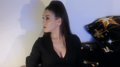 JustAnne online show from November 24, 11:25 pm