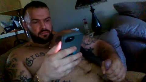 Snapshot of justgrosch4200 chatting on September 11, 1:34 pm justgrosch4200 online show from September 11, 1:34 pm