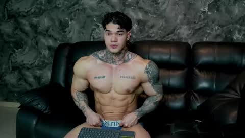 justin clark1 online show from March 10, 3:44 am