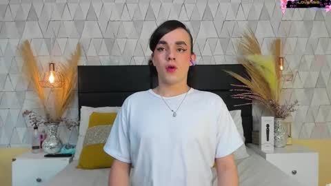 Justine online show from March 12, 5:00 am