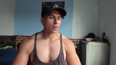 Snapshot of justinkart chatting on February 14, 5:25 pm justinkart online show from February 14, 5:25 pm