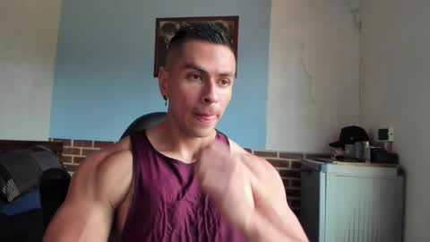 Snapshot of justinkart chatting on February 20, 5:52 pm justinkart online show from February 20, 5:52 pm