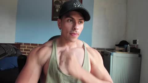 Snapshot of justinkart chatting on February 28, 5:37 pm justinkart online show from February 28, 5:37 pm