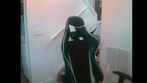 justintym69 online show from March 28, 9:05 pm