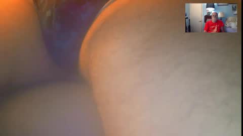 Snapshot of justjohn1012000 chatting on October 11, 4:10 pm justjohn online show from October 11, 4:10 pm