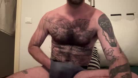 justmeandyou00 online show from March 6, 6:29 pm