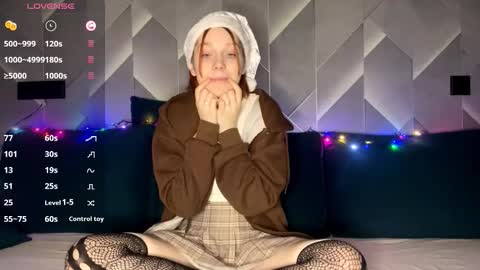 Lina online show from December 22, 8:04 pm