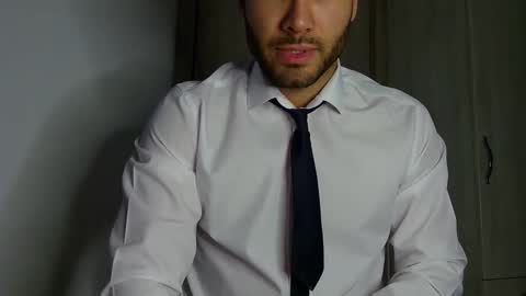 Justin online show from April 14, 11:30 pm