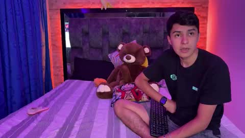 Snapshot of juva_ chatting on September 26, 1:24 am Juan and friends online show from September 26, 1:24 am