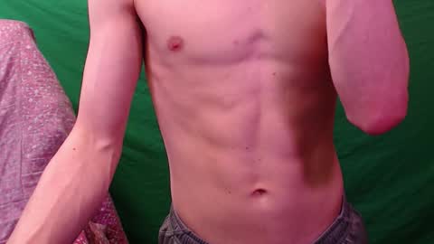 JWIlly2700 online show from March 4, 8:50 pm