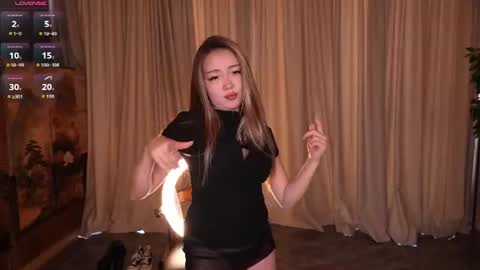 Amely online show from July 18, 4:25 am