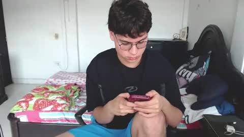 kafer online show from February 20, 7:05 pm