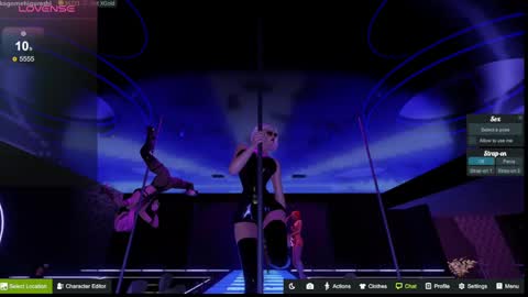 Snapshot of kagome__higurashi chatting on September 16, 2:35 am Emily online show from September 16, 2:35 am