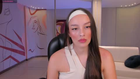 Snapshot of kaiaferreira chatting on September 19, 2:43 pm Kaia Ferreira online show from September 19, 2:43 pm