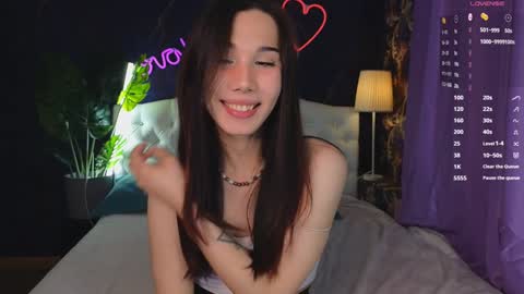 Snapshot of kaiasunshine chatting on January 26, 6:37 pm Kaia Monday Thursday FridaySaturdaySunday online show from January 26, 6:37 pm
