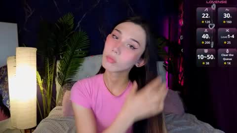 Snapshot of kaiasunshine chatting on September 28, 2:26 pm Kaia Monday Thursday FridaySaturdaySunday online show from September 28, 2:26 pm