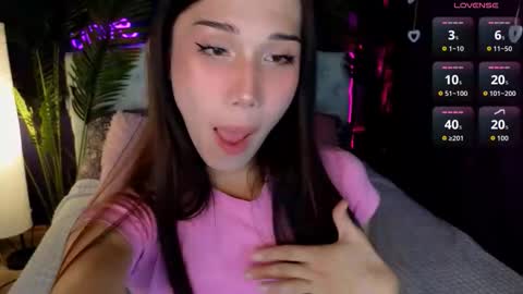 Snapshot of kaiasunshine chatting on September 27, 2:15 pm Kaia Monday Thursday FridaySaturdaySunday online show from September 27, 2:15 pm