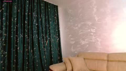 Kaila Lewis online show from March 31, 6:30 pm