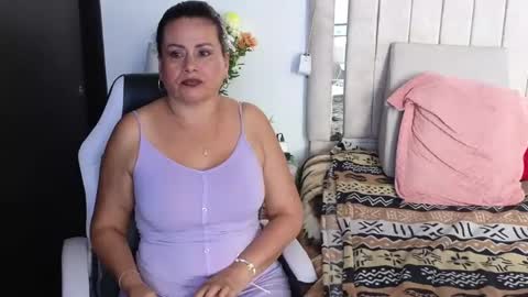 Snapshot of kaily_jonness chatting on March 9, 7:37 pm kaily jonness online show from March 9, 7:37 pm