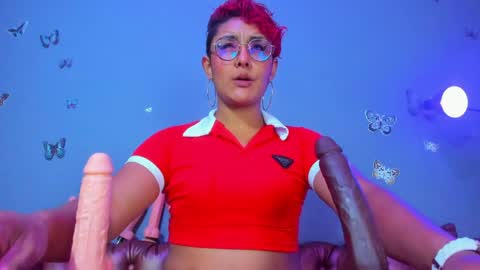 kaira_mosse_ online show from April 1, 1:41 pm