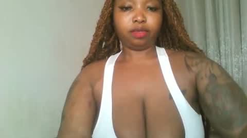 Snapshot of kakey_love chatting on October 3, 9:28 am kakey love online show from October 3, 9:28 am