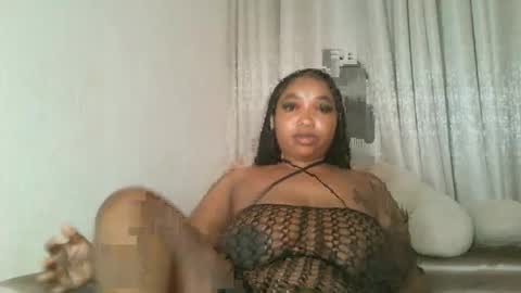 Snapshot of kakey_love chatting on February 15, 8:11 am kakey love online show from February 15, 8:11 am