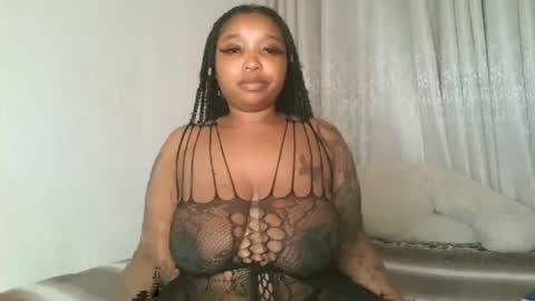 Snapshot of kakey_love chatting on February 19, 8:44 am kakey love online show from February 19, 8:44 am
