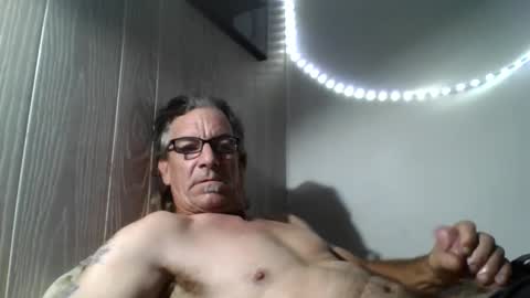 Snapshot of kalifornia91666 chatting on October 9, 2:33 pm kalifornia91666 online show from October 9, 2:33 pm