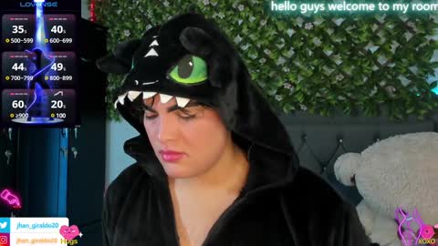 Snapshot of kami_22 chatting on February 12, 6:40 am camilo  independent model online show from February 12, 6:40 am
