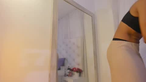    online show from September 22, 12:20 pm