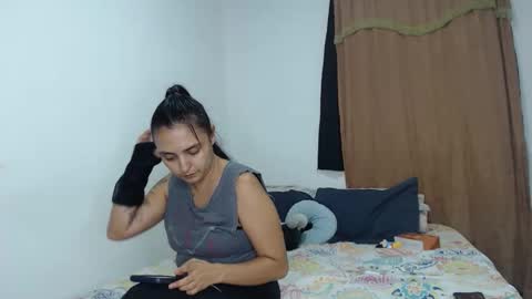 kammy   y   camila online show from May 15, 11:12 pm