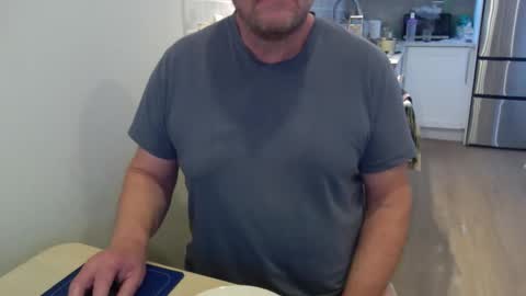 Cam with Me Vixens DM me online show from April 15, 8:53 pm