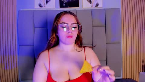 kandyfrees online show from November 22, 7:23 pm