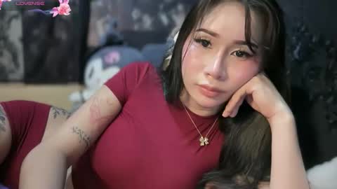 riri online show from April 10, 3:45 am