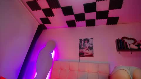 kaoz_33 online show from March 1, 7:48 pm