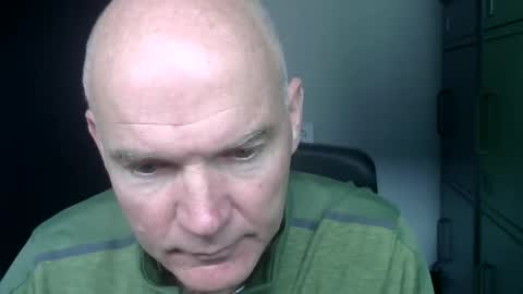 Robbie online show from November 5, 10:50 am