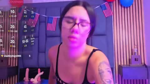 karamoss online show from July 15, 11:37 am