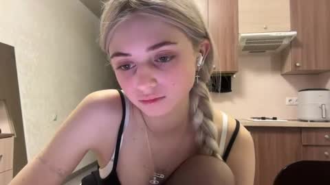 May online show from May 11, 4:04 pm