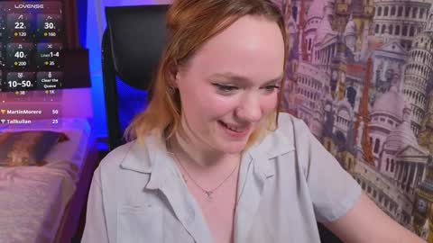 Snapshot of kari_lunna chatting on February 1, 6:54 am Karoline online show from February 1, 6:54 am