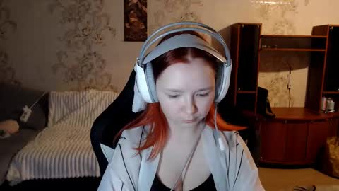 Snapshot of karicynthia chatting on September 13, 4:20 pm Lisa Backler online show from September 13, 4:20 pm