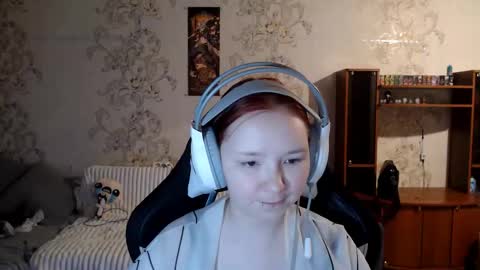 Snapshot of karicynthia chatting on September 14, 4:30 pm Lisa Backler online show from September 14, 4:30 pm