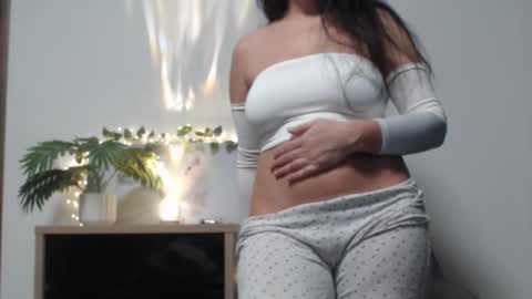 You can call me K  online show from January 19, 6:34 am