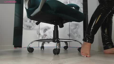 Karina Mistress online show from August 8, 12:48 pm